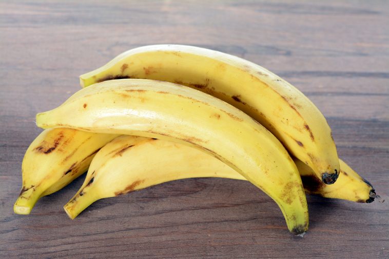 es bueno comer platano para bajar de peso